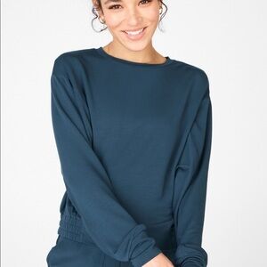 NWOT Fabletics Julie Dolman Sleeve Crew Sweatshirt